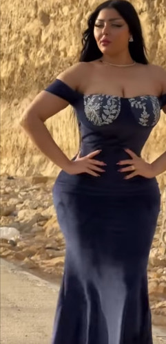 بزاز هرم الموديلز سلمي الشيمي من قلب الاهرامات FGVIYXI.md