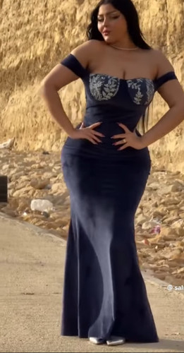 بزاز هرم الموديلز سلمي الشيمي من قلب الاهرامات FGVTljV.md