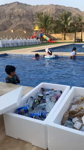 M uERqZntDjXjVGD.jpg