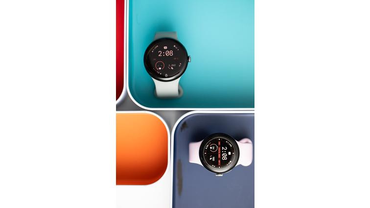 None The 45mm and 41mm Pixel Watch 3 in colorful boxes