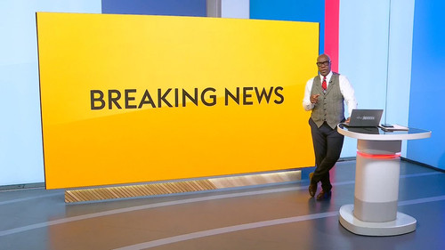 Gvl9nizWwAAoLBw.jpg