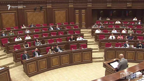 RxYd1qsoc NUuTLn.jpg