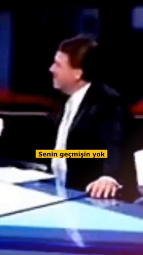 rEK0MYpKegShud5a.jpg