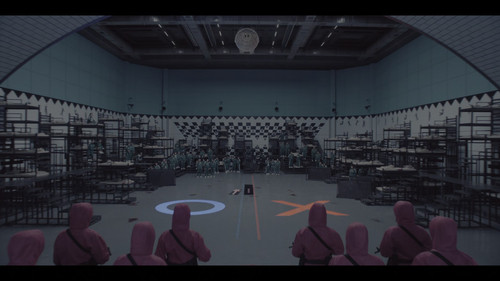 Squid.Game.S03E01.Keys.and.Knives.1080p.NF.WEB DL.CZ KO.DD+5.1.HDR.HEVC My.mkv snapshot 07.07 [2025.