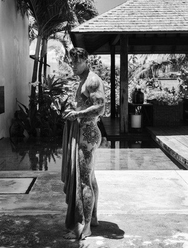 ERRIKOSANDREOU WHOISELIJAH 0114.jpg