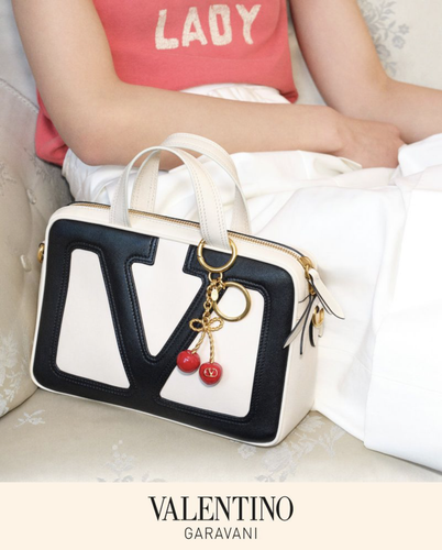Yilan Hua Valentino 520 Campaign 2025 5.png