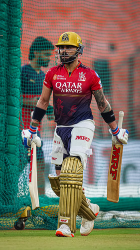 Ahmedabad: Royal Challengers Bengaluru's Virat Kohli during a training session on the eve of the Ind.jpg