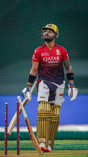 Ahmedabad: Royal Challengers Bengaluru's Virat Kohli during a training session on the eve of the Ind.jpg