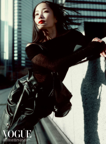 Anna Sawai by Nick Yang Vogue UK July 2025 11.jpg