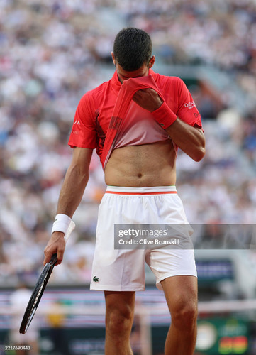 PARIS, FRANCE - MAY 29: Novak Djokovic of Serbia reacts against Corentin Moutet of France during the.jpg