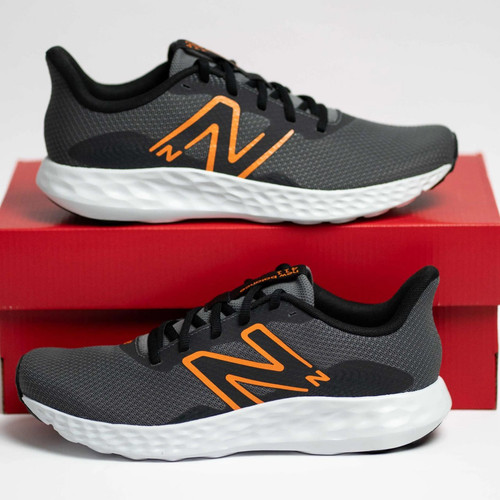 New Balance Masculino 411.jpg