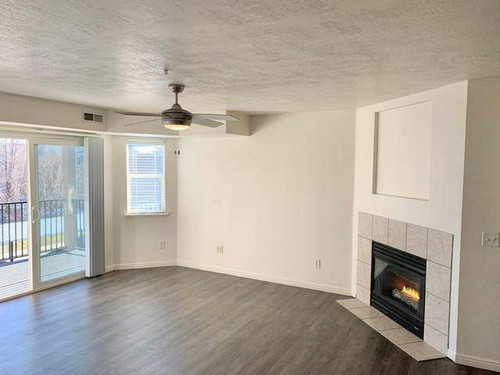 00J0J iaey3ZMcwKk 0ak07K 1200x900.jpg