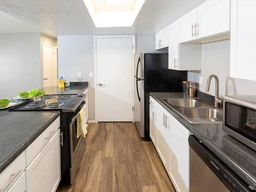 01010 7DvVMD3U1ZC 0ak07K 600x450.jpg