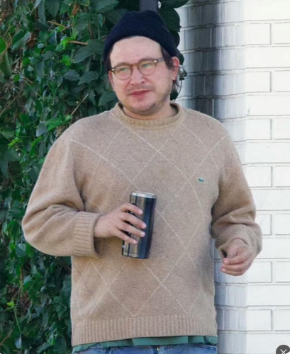 jonathan taylor weiss 99.png