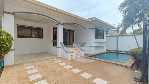 FB IMG 1729761236464.jpg