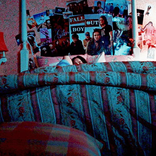 tumblr 3a8dd18d98df1f81dfd826d1eeb9cc7e 055b3b04 540.gif