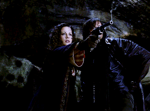 tumblr 1312ed461ff4a234035a835bd79b8f28 11eae919 540.gif