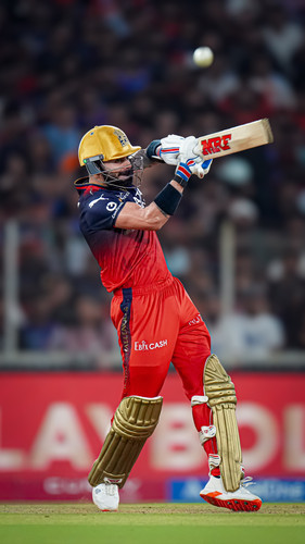 Ahmedabad: Royal Challengers Bengalurus Virat Kohli plays a shot during the Indian Premier League (I.jpg