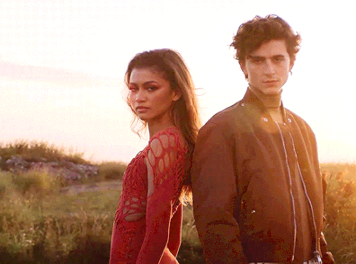 tumblr 9fe6b1f478df6ba393241278f98a50b4 747309f2 540.gif