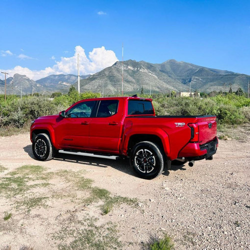 WhatsApp Image 2025 06 03 at 18.37.42 (1).jpg