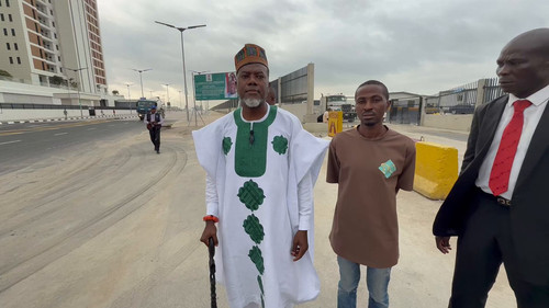 JDStRGeXoRpAfd O.jpg