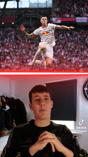 O25lRvb Dk0Xhhic.jpg