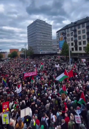 J3nWeb8ZrDiS5 Ww.jpg