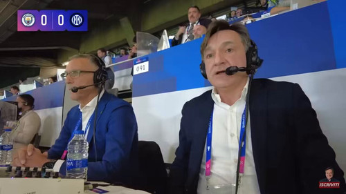 QOxnEd cvPUAXVX9.jpg