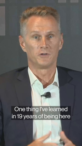 NR6a7RxdELYykG 4.jpg