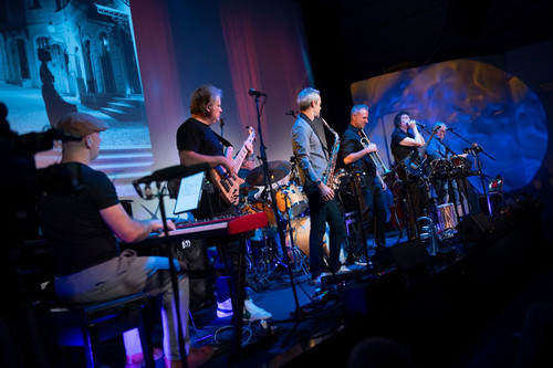 GxzZbjtWQAAKa21.jpg