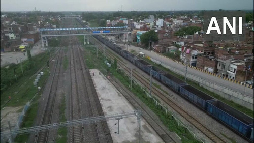 4RjRbVu 5sOvIhrE.jpg