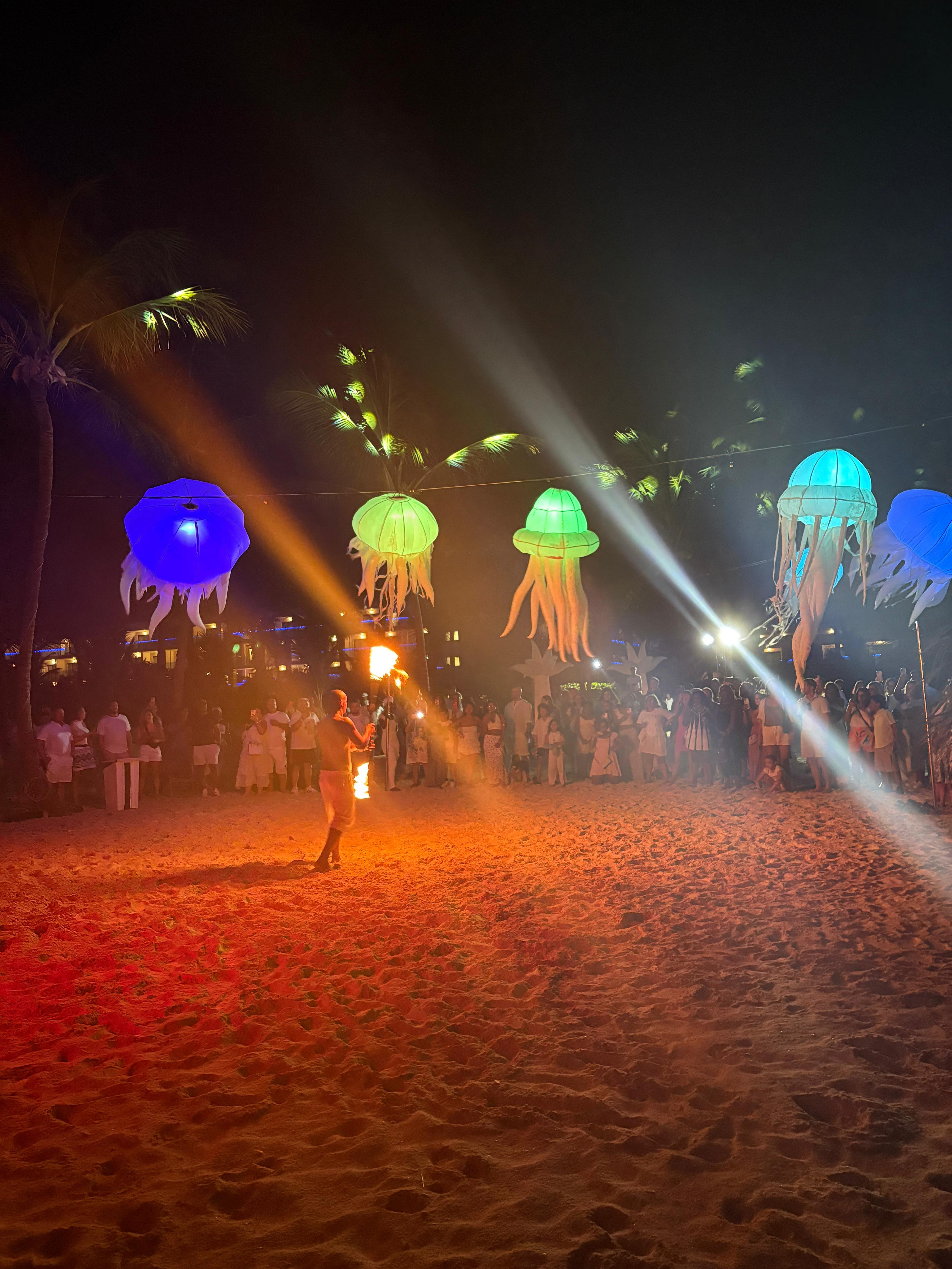 IMG-20250802-WA0013.jpg Fiesta en la playa Serenade All Suites Punta Cana