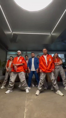 PoY5v7cm B nAMqN.jpg