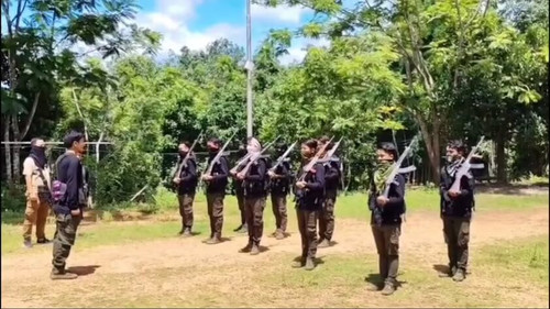 EjwkcxWUvxC JkhX.jpg