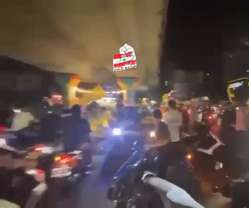 GDybF6UxaXAzunw3.jpg