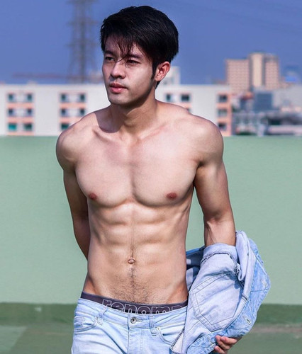 hothunk thailand 45981917 296404047654006 2197013185257458201 n.jpg