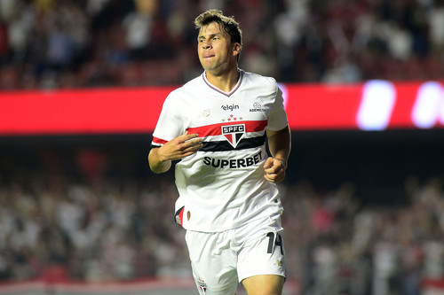 São Paulo faz três alterações na lista para oitavas da Libertadores sem novas contratações