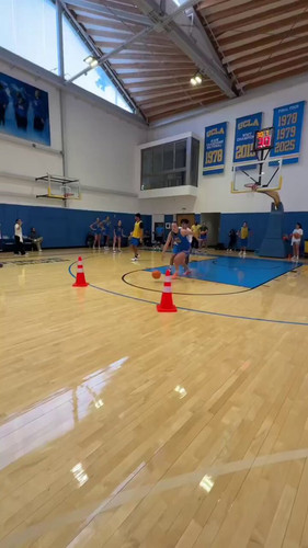 X8 C8vZfeGMXf22C.jpg