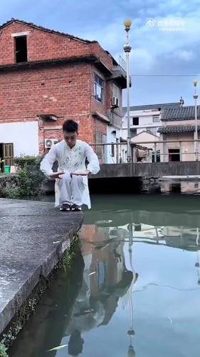 8jZJTycKCvO4Cn00.jpg