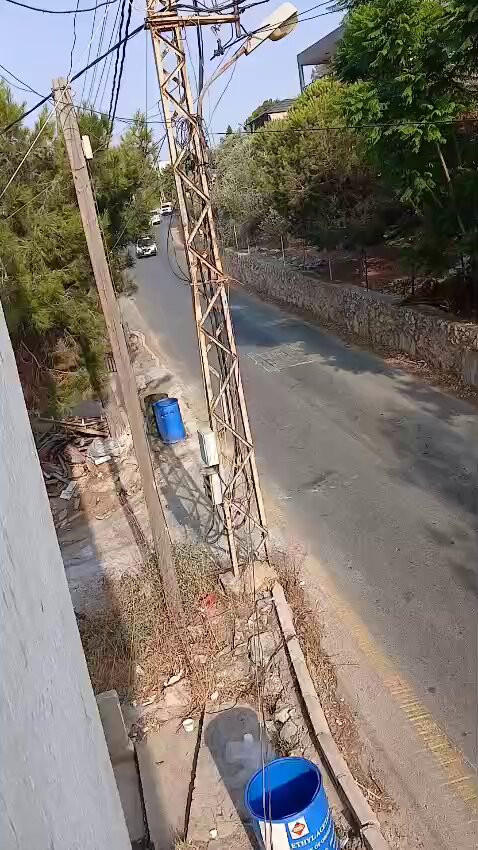 JvAKw R6AZAT2BO .jpg