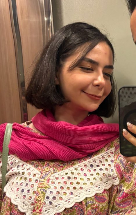 GxvznDTWAAAp1 B?format=jpg.jpg