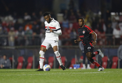  São Paulo e Vitória no Brasileirão: tudo que você precisa saber sobre o jogo do Brasileirão