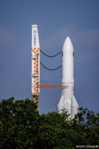 Gx5IAKGbUAAC927.jpg