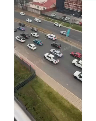 ZGlZze97JG zpFWJ.jpg