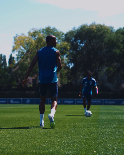 d0tB9c4mtaJ 7ZPT.jpg