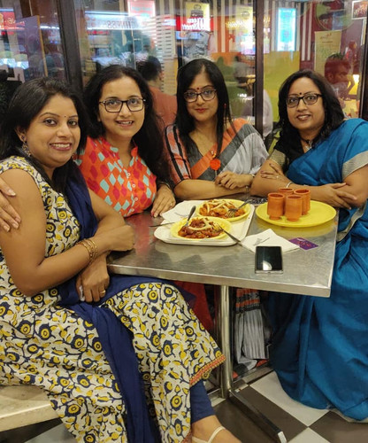 45001839 10216944035103946 3871065637476368384 n.jpg