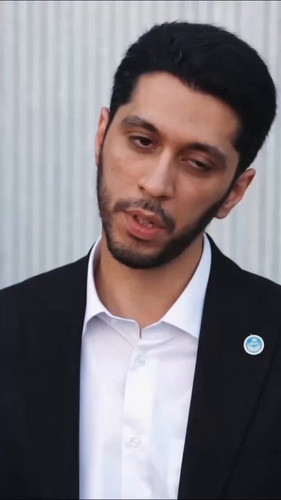 LX jczl12MJzC2Gt.jpg