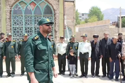 28KuQpsV7HyV A4e.jpg