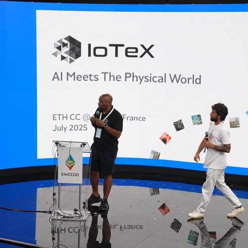 1hp G5P5fIgD4 mr.jpg