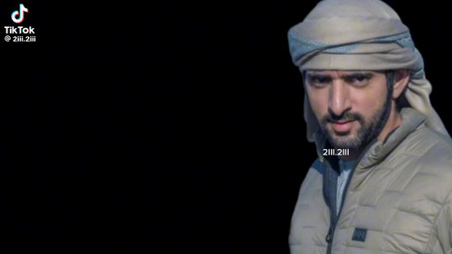 zqzhkzoT2yeLJN4y.jpg
